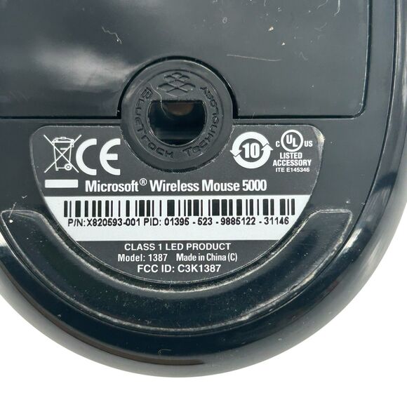 Microsoft Wireless 5 Button Mouse 5000 Model 1387 USB Dongle , Software & Manual - Picture 4 of 8